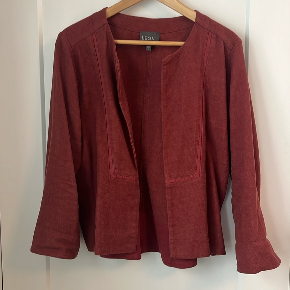 Leo & Sage burgundy jacket